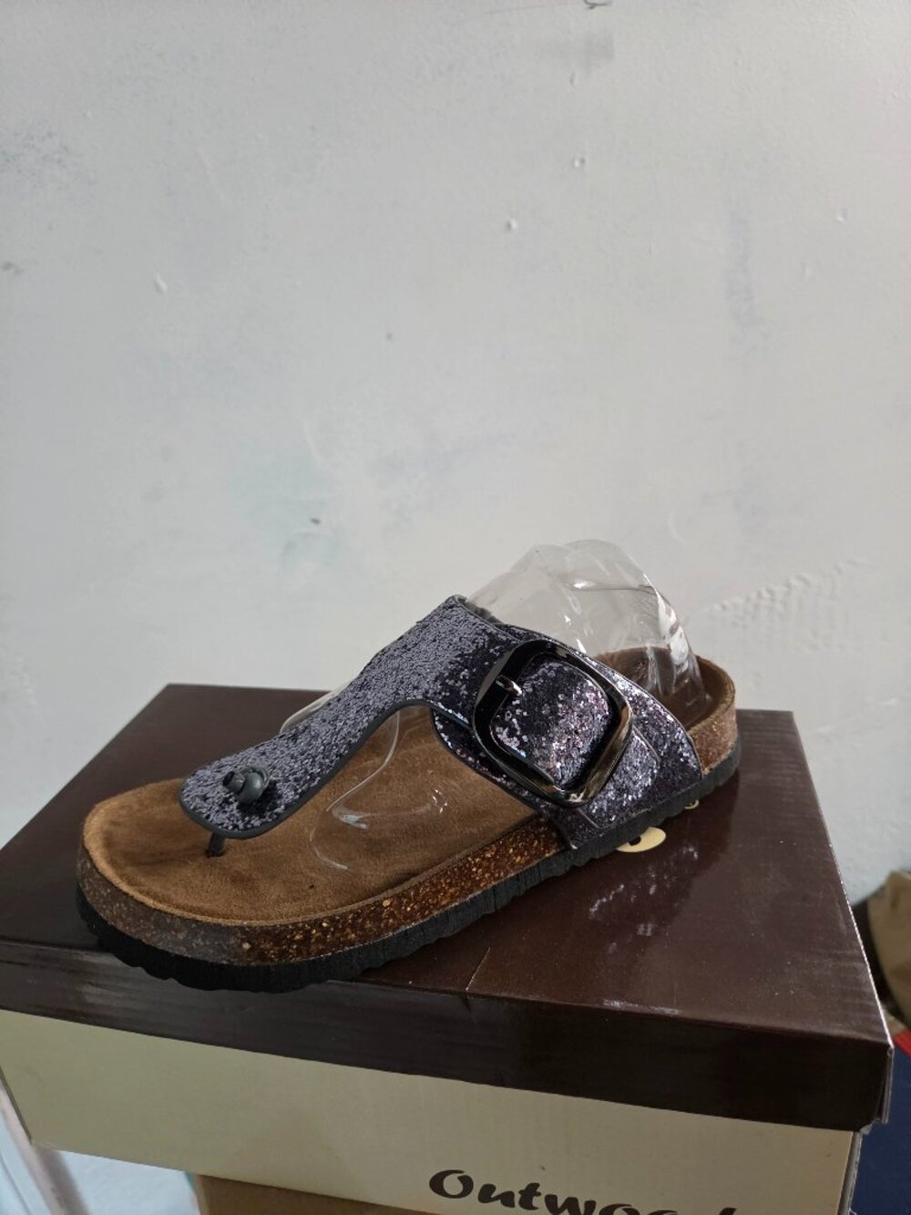 Outwoods "BORK-70" thong-style slide sandals, Sz 6